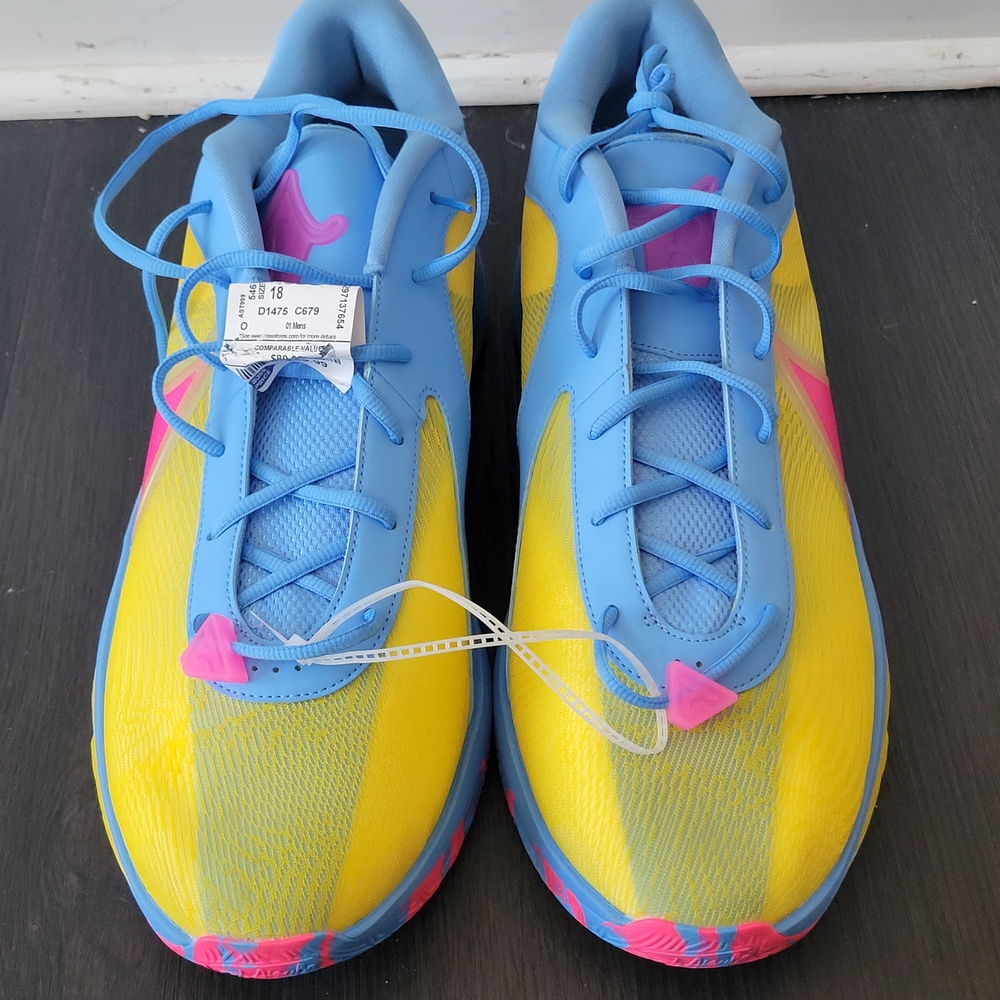 Nike Giannis Freak 6 "Candy Funhouse" collaboration sneaker Sz 18 Brand NWT